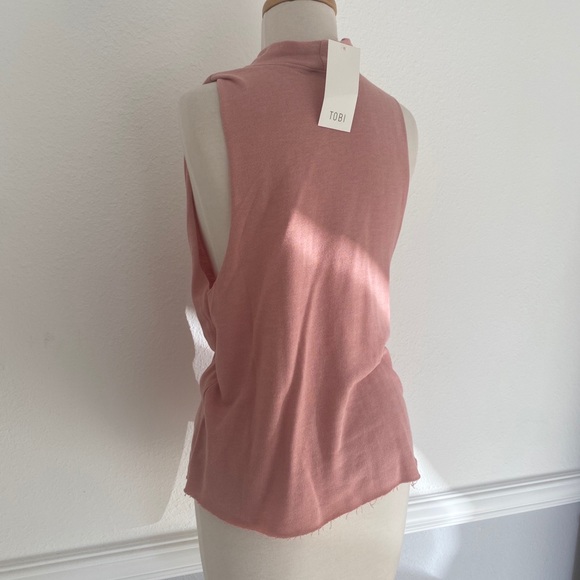 Choker Tank Top - Picture 5 of 9